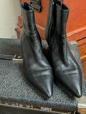 Franco Sarto Black Leather Pointed Toe Ankle Booties Size 7
